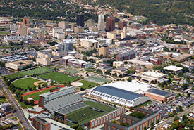 Aerial view of the University of 91Ƶ campus